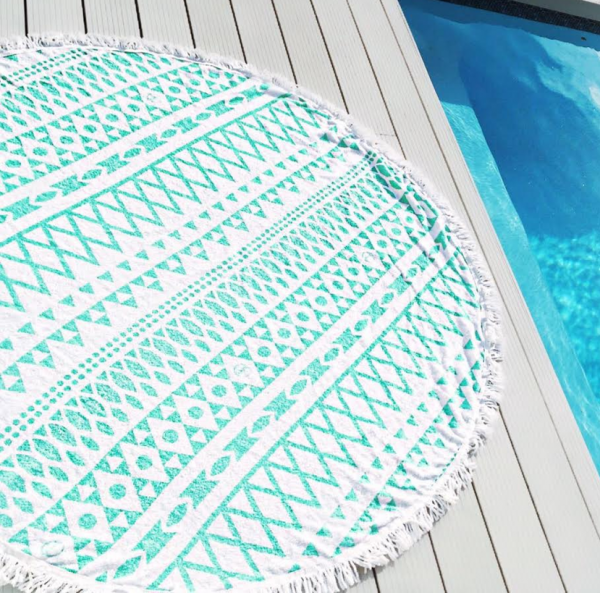 round-beach-towel-2